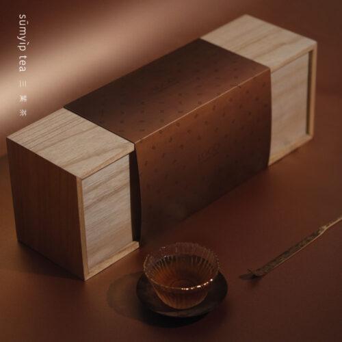 企業贈品訂製｜『松・叄』松木茶禮盒訂製